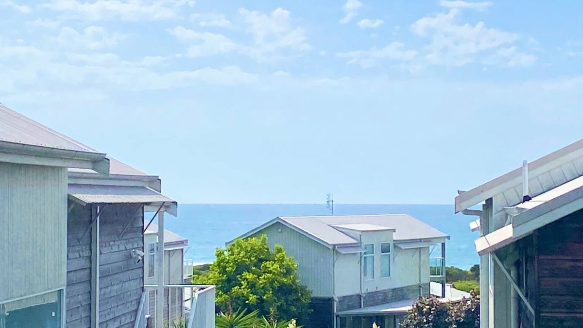 Caves Beach Villa | Azure Tides at Caves Beach Villas