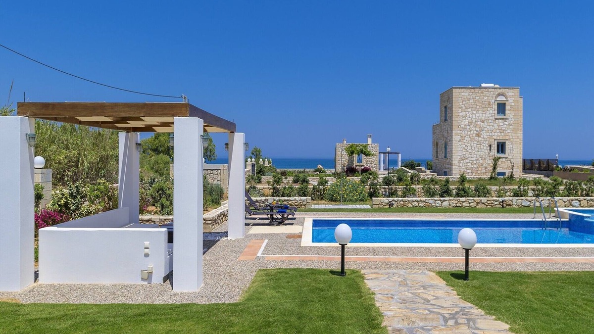 Rapaniana Villa | Azure villa - Three Bedroom Villa, Sleeps 7