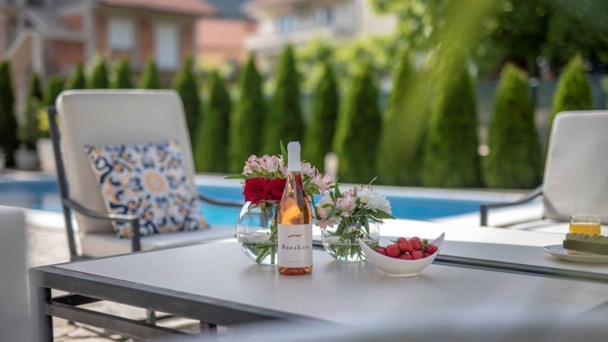 Trebinje Apartment | Azzurro Apartments with swimming pool in Trebinje