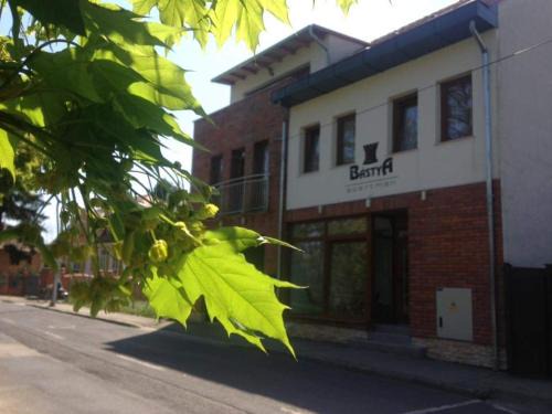 Sarvar Apartment | Bástya Apartmanház