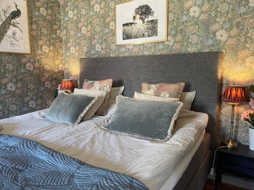 Hallstahammar Municipality Bed & Breakfast | Bärsta BnB