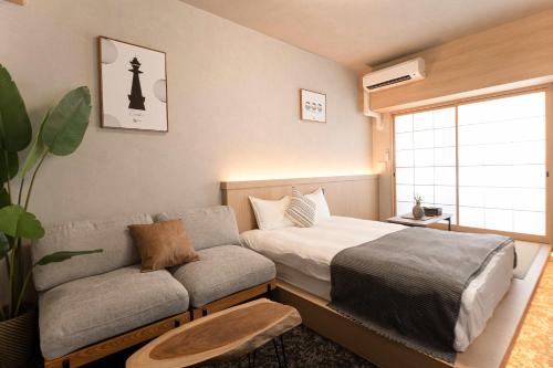 Naniwa Apartment | b&難波3号店