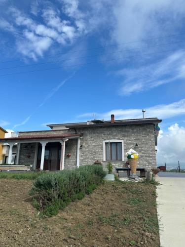 Montecalvo Irpino House | B&B Agriturismo Grandola
