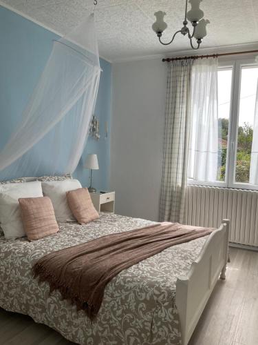 Saint-Pierre-du-Chemin Bed & Breakfast | B&B at 3 La Brionniere