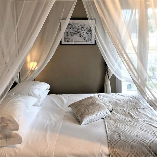 Castel Baronia Bed & Breakfast | B&B Baronia Luxury Rooms