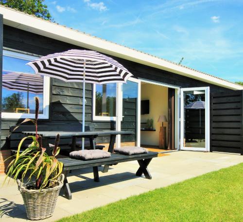Oostvoorne Bed & Breakfast | B&B Beach&Bos