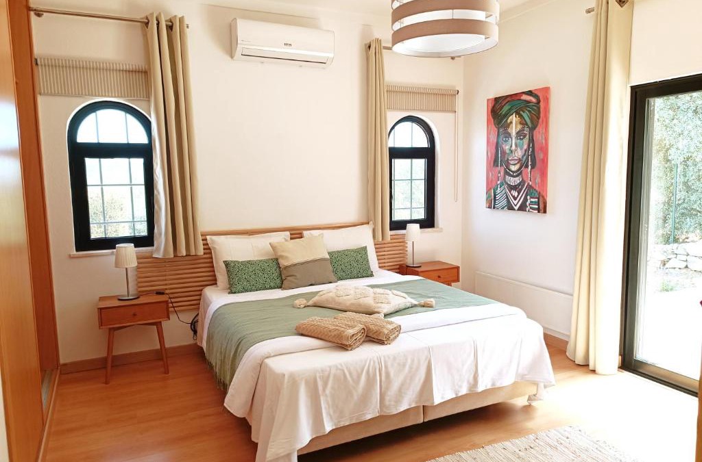 Azinhal e Amendoeira Bed & Breakfast | B&B Chambre 1 Vila Alegria ESTOI