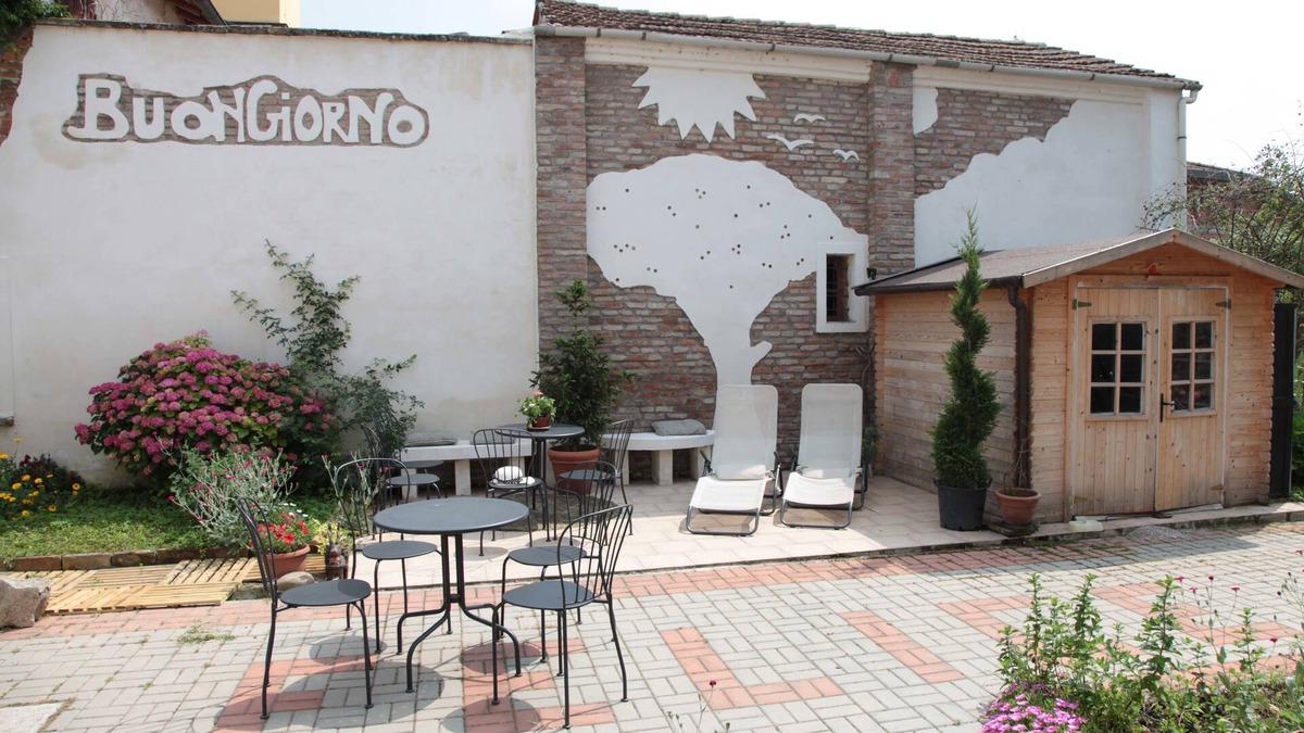 Traghetto House | B&B Ciliegio Felice