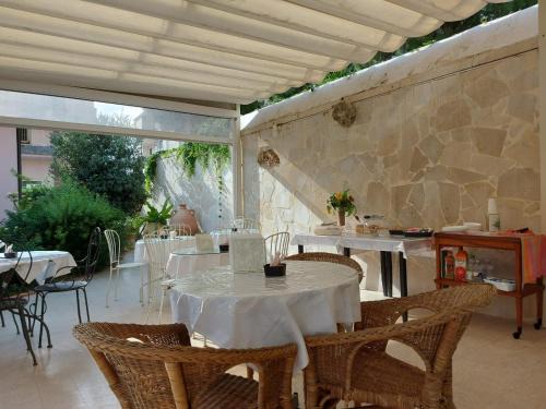 Grottasanta Bed & Breakfast | B&B Cumpari Turiddu