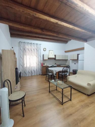 Ventimiglia di Sicilia Apartment | B&b da Ely