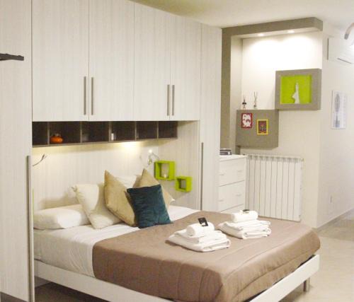 Barletta Bed & Breakfast | B&B Elles con parcheggio interno