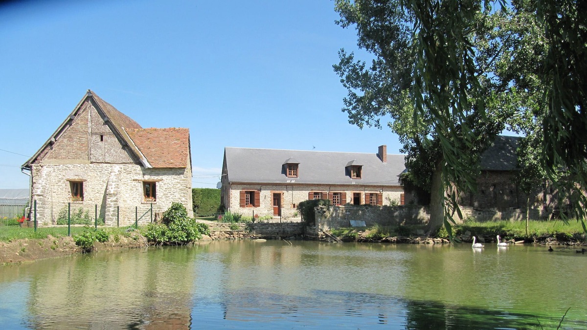 Dampierre-en-Bray Other | B&B in 18th century Bray farmhouse
