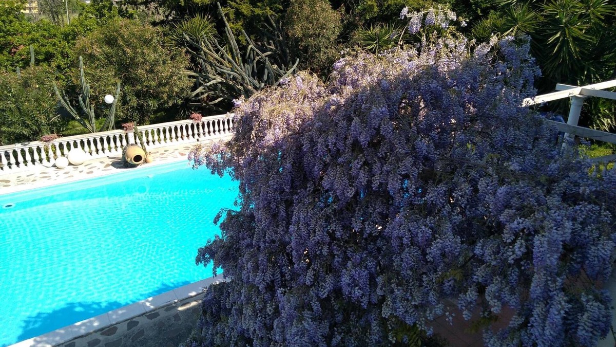 Sant'Anastasia Bed & Breakfast | B&B La Marchesa