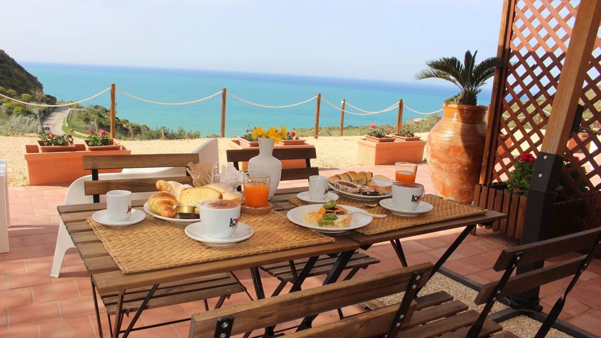 Pergole Bed & Breakfast | B&B La Torre