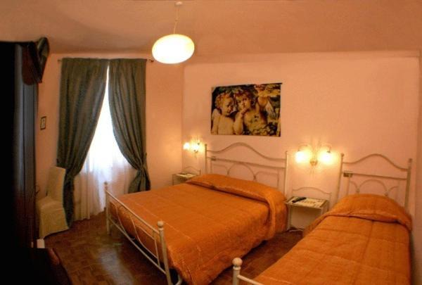 Ferrara Historic Centre House | B&B Le Campane