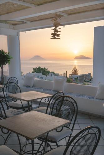Santa Marina Salina Bed & Breakfast | B&B Le Sette Vele Da Riccardo