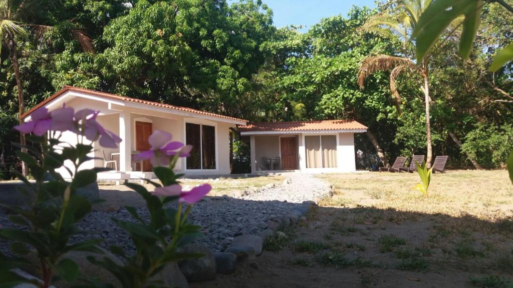 El Jobo Bed & Breakfast | B&B Le Villette Las Lajas