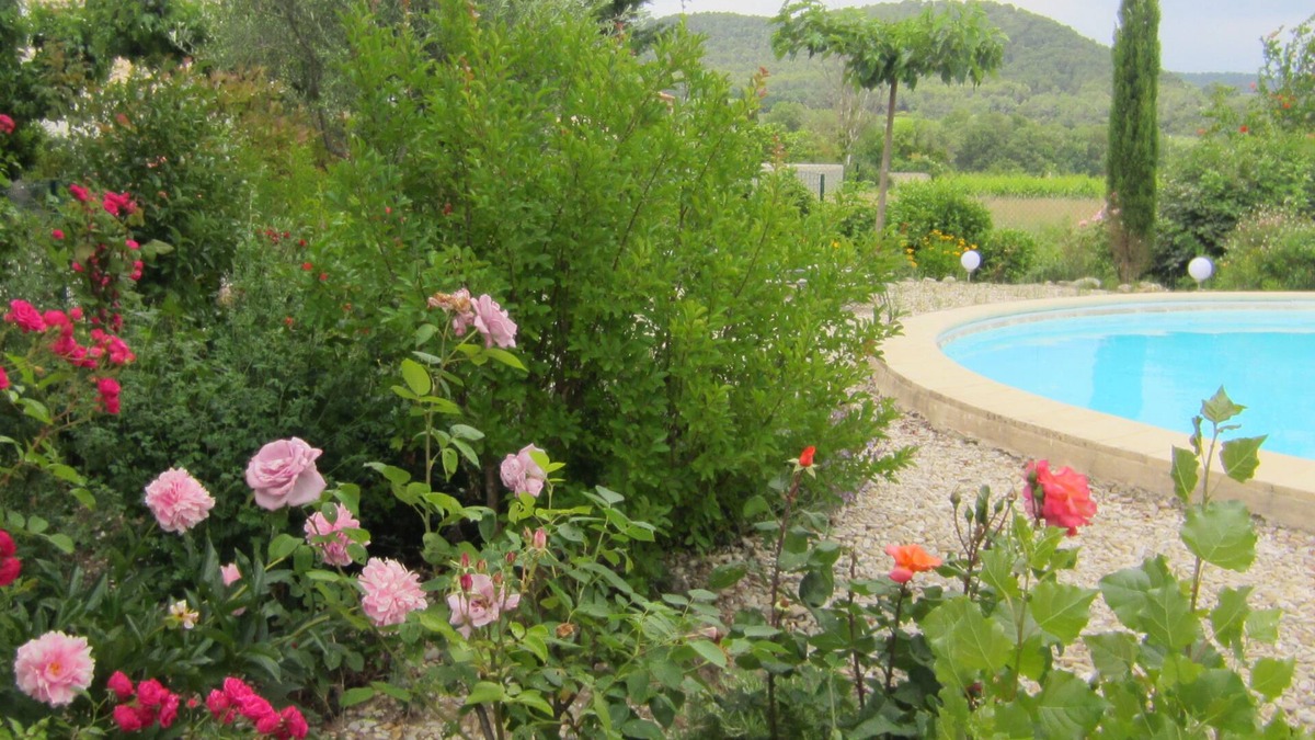 Crestet Bed & Breakfast | B&B Les Romarins