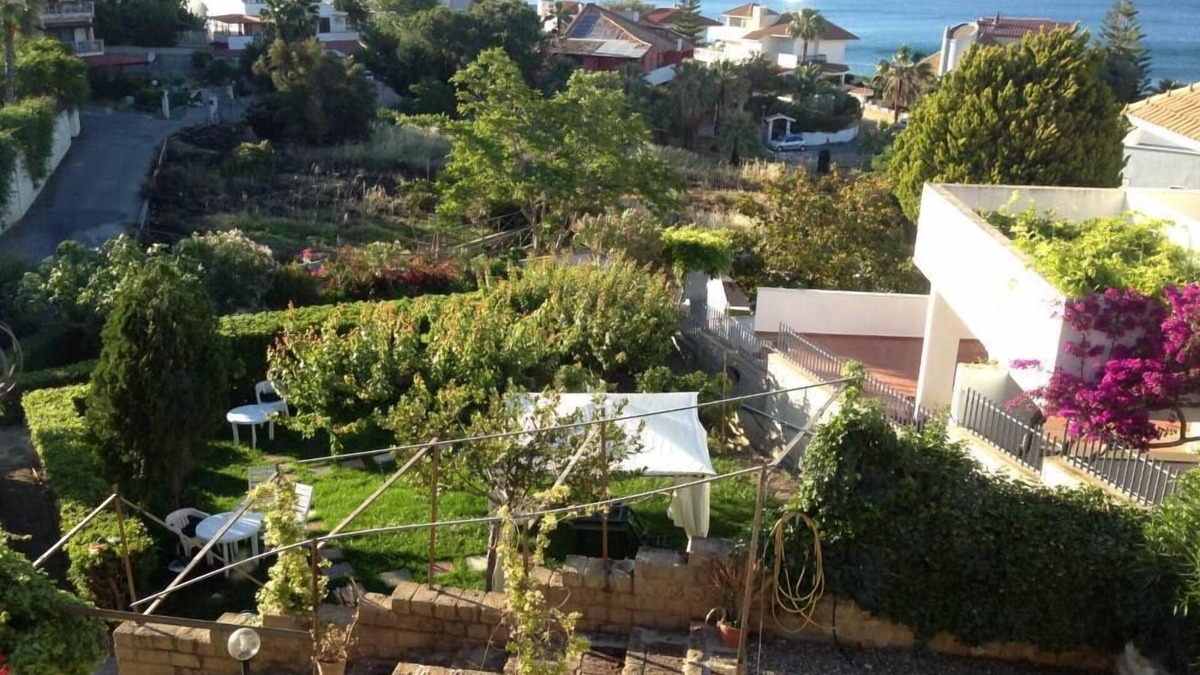 Crotone Villa | B & B Magna Grecia/villa/rooms with garden close to the sea