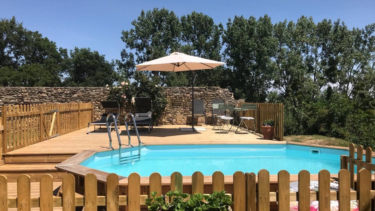 Bellenaves Bed & Breakfast | B&B Maison Balady