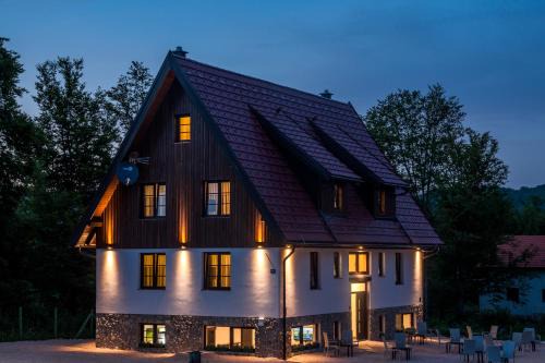Jezerce Bed & Breakfast | B&B Plitvice Queen
