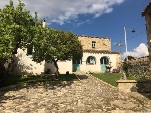 Tuili Bed & Breakfast | B&B Su Strintu