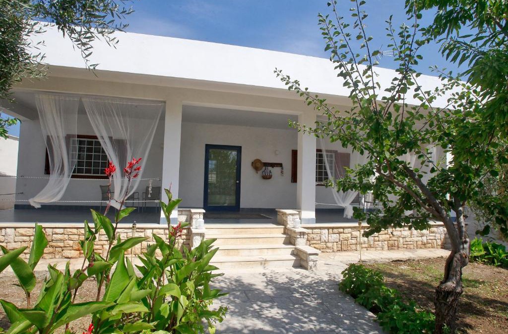 Giovinazzo Bed & Breakfast | B&B villa al mare