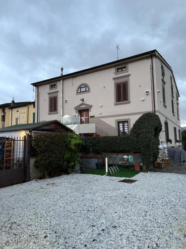 Quarrata House | B&B VILLAGRANDE ROOMS