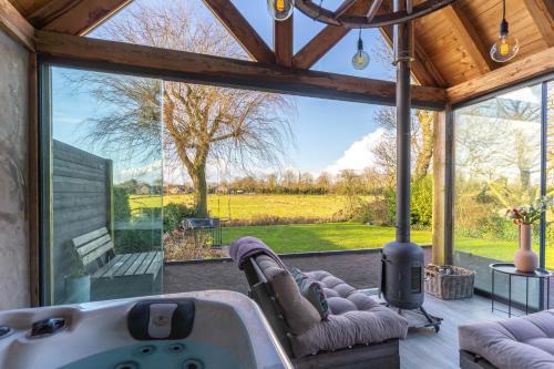Bunschoten Apartment | B&B Wellness 'De Bourgondische Lelie'