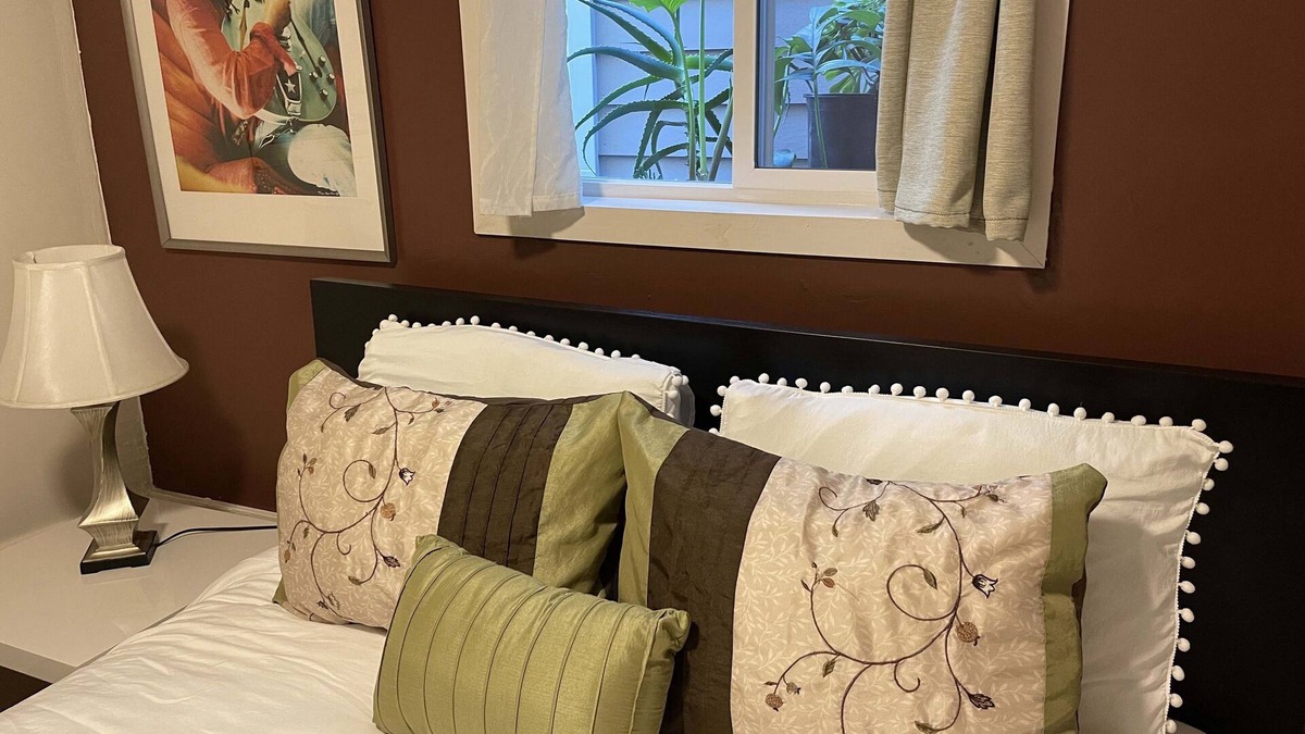 Prescott House | B-Love's Guest House