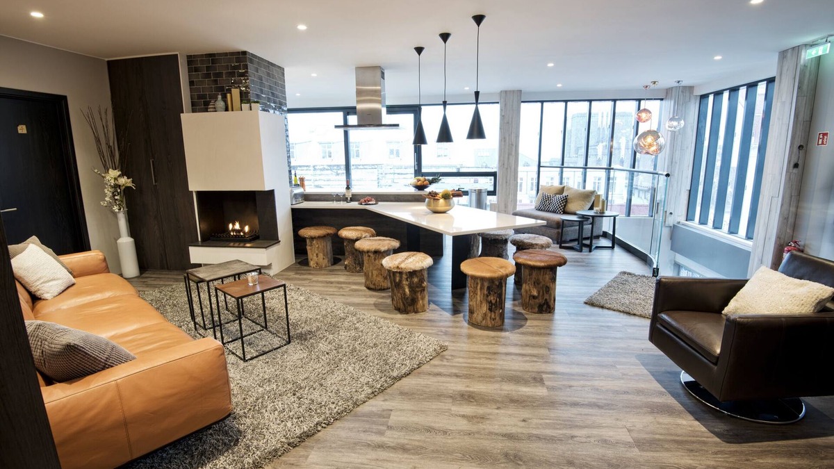 Downtown Apartment | B14 Luxury Penthouse down town for groups