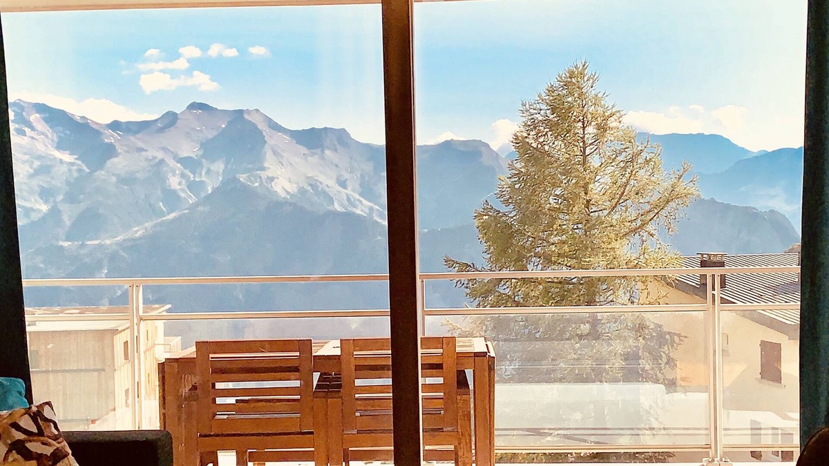 Viel-Alpe Apartment | B2 - LARGE APT GREAT VIEW DIRECTLY ON SLOPES/BEAUTIFUL SKI VIEW AT FOOT