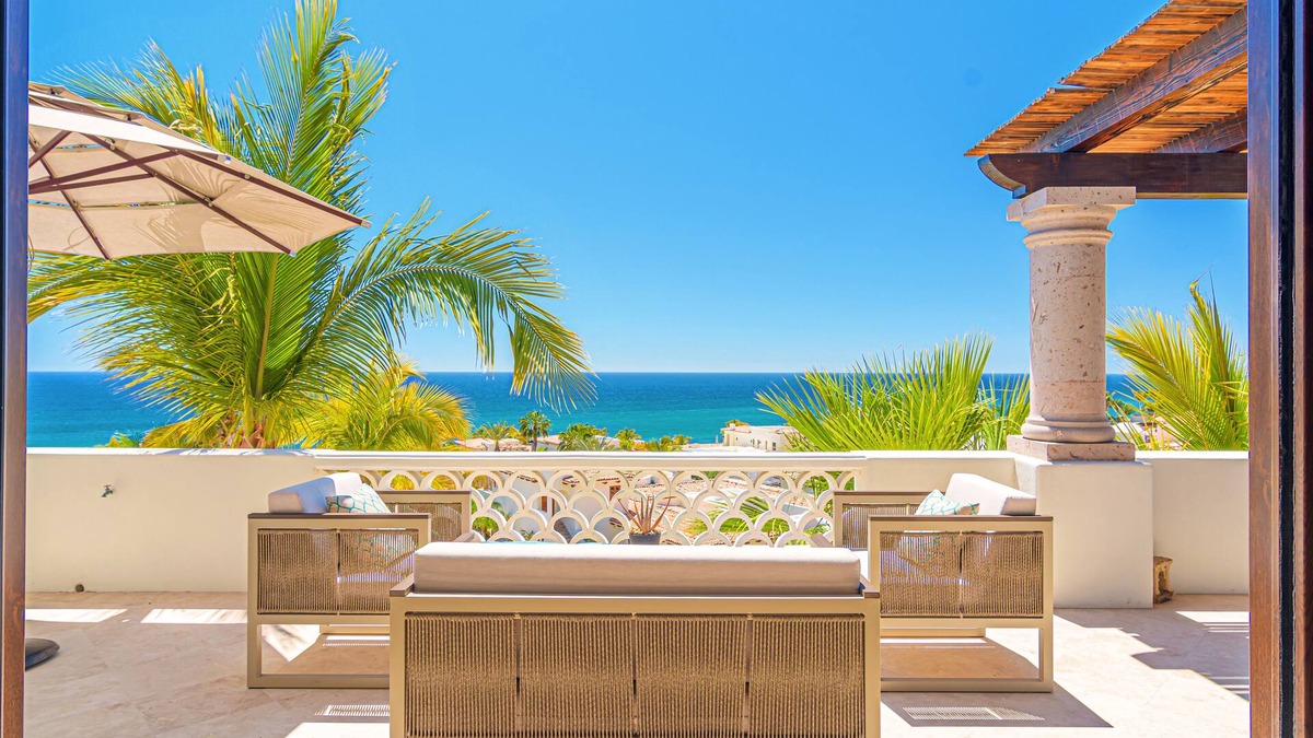 Laguna Hills Condo | B302 Oceanview Penthouse with Infinity pool and jacuzzi