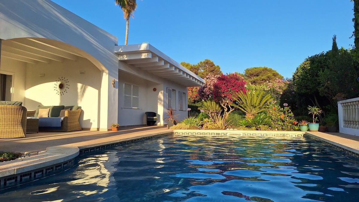 Sant Tomas Villa | B5 - Comfortable villa with pool, sea views, a/c, close to Santo Tomas beach