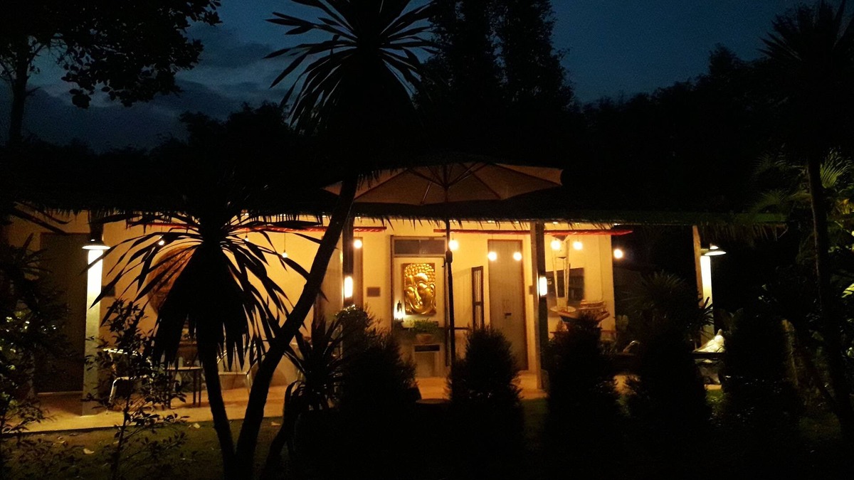 Trat House | Baan Hotelier Resort