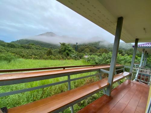 Nong Nam Daeng House | Baan I-A-run Resort