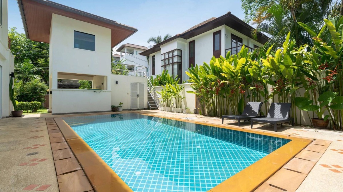 Cherngtalay Villa | Baan Kaja pool villa near Surin beach