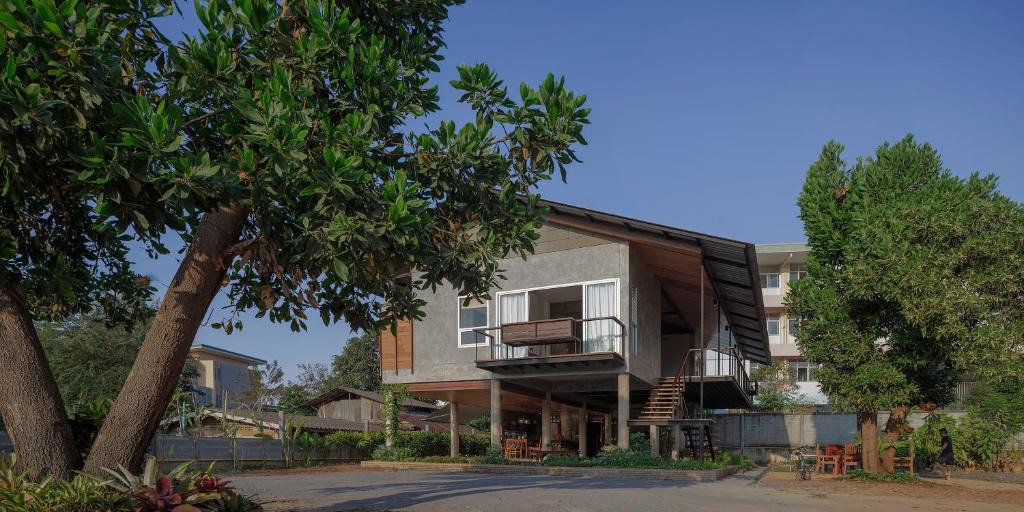 Chanthaburi House | Baan Lek Villa