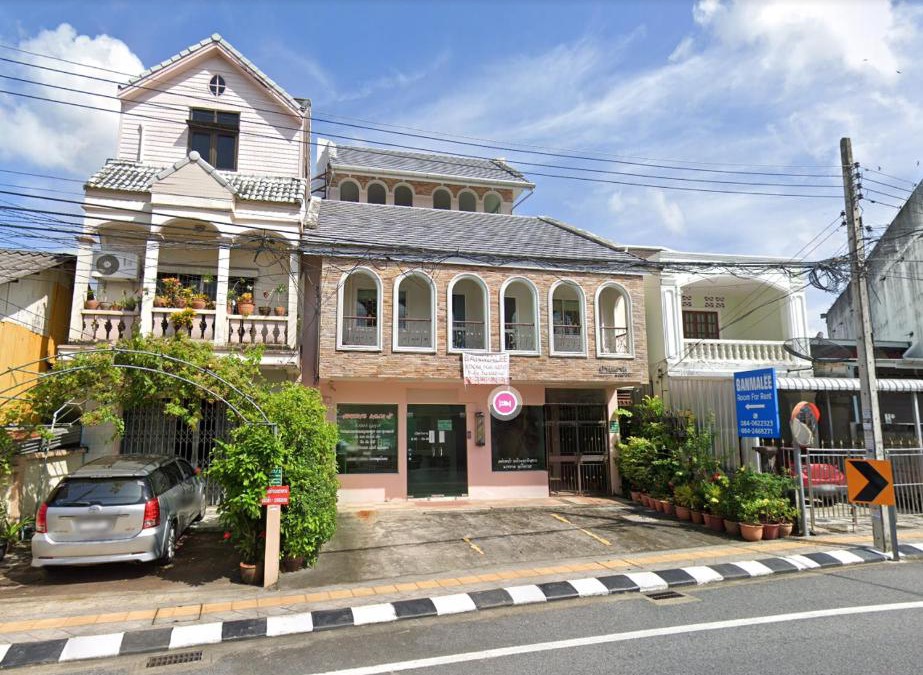 Talat Nuea Apartment | Baan Malee