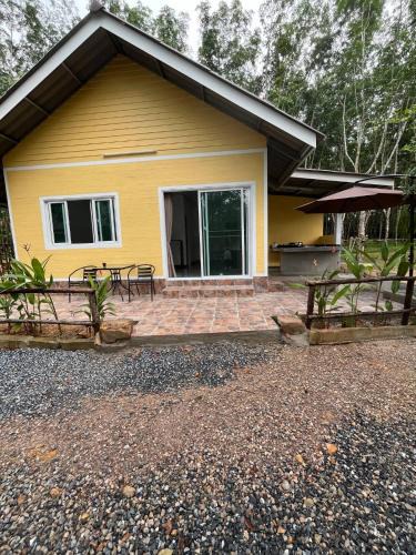 Mai Fat House | Baan Namthip Homestay Trang บ้านน้าทิพย์ โฮมสเตย์ตรัง