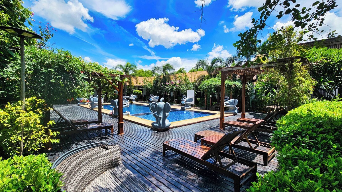 Pong Hotel | Baankiangnam Pattaya Resort