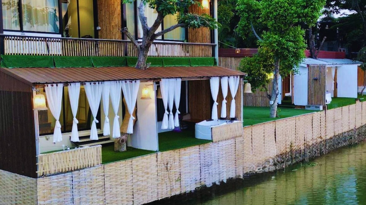 Chai Badan Resort | Baanrimnam Resort Lopburi