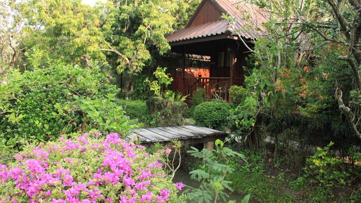 Bang Khonthi Hotel | Baansuanlynjee Maeklong Resort