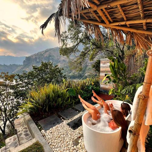 Pasajcap Cabin | Baba Yaga Atitlan