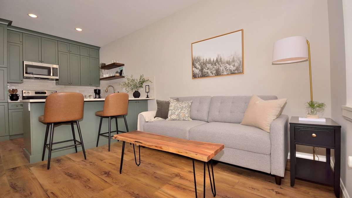 Sagle House | Baby Birch Banks Guest Home on Lake Pend Oreille