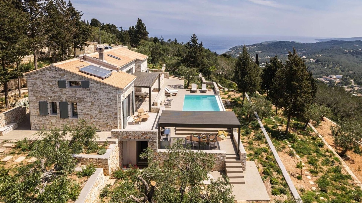 Vlachopoulatika Villa | Bacchetta Magica - Four Bedroom Villa, Sleeps 8