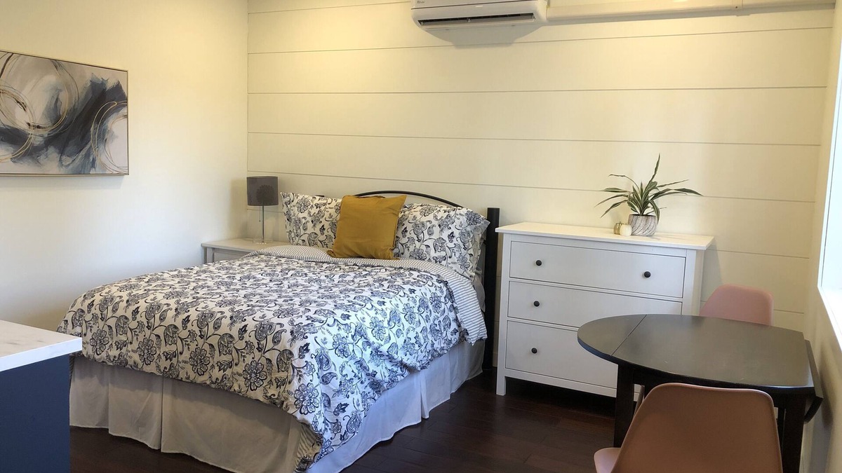 Huntsville Bed & Breakfast | Bachelor Suite Bed & Breakfast in Northern Muskoka