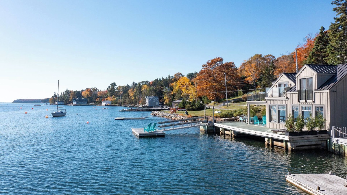 Chester House | Back Harbour House - Remarkable Chester Waterfront