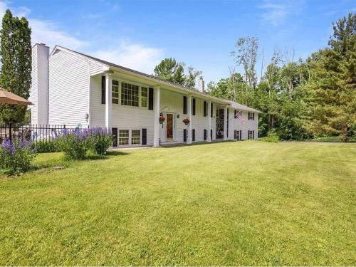 St. Albans Historic District Hotel | Back Inn Time