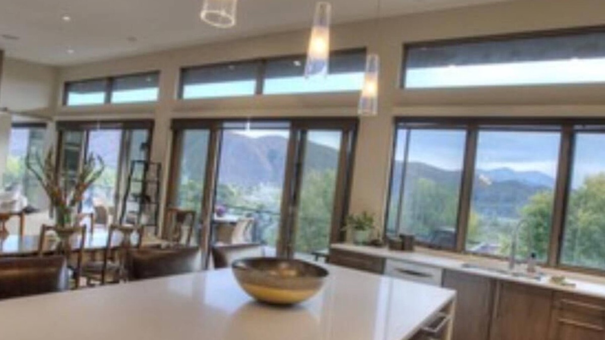 Basalt House | Back on the market and available for monthly or weekly winter rentals